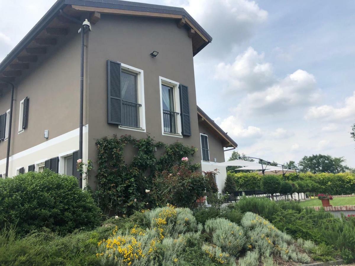 Hotel Cascina Castagneto CastellʼAlfero Exterior foto